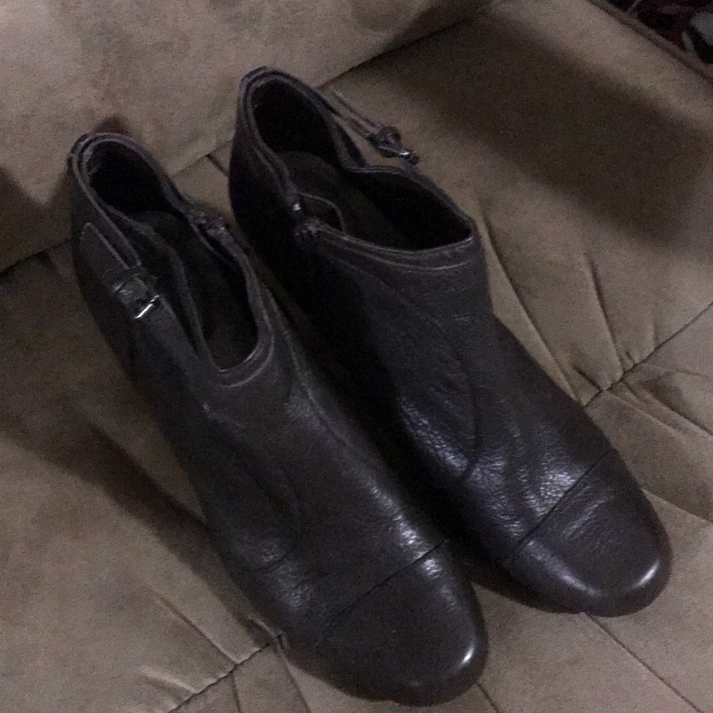 New condition leather booties